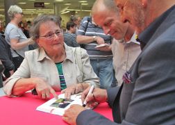 Fans Feiern Semino Rossi In Jena 00018